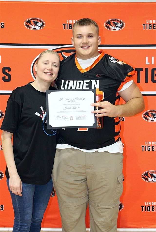 Athlete profile featured image number 1 of 10