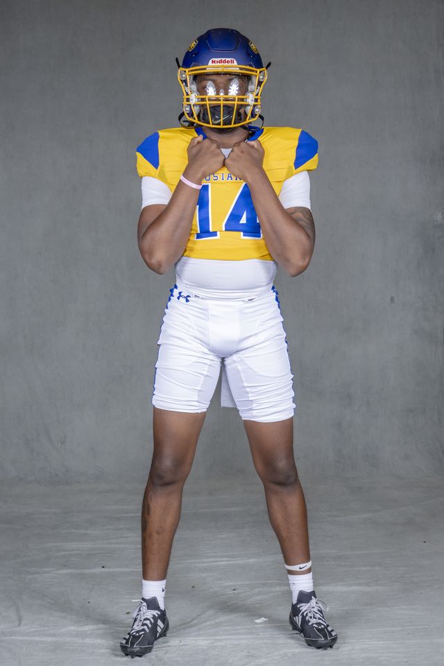 Athlete profile featured image number 1 of 7