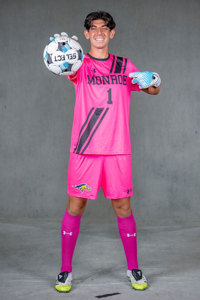 Athlete profile featured image number 2 of 8