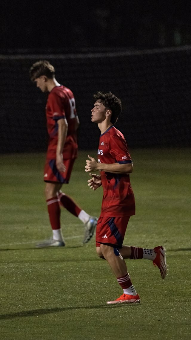 Athlete profile featured image number 2 of 8