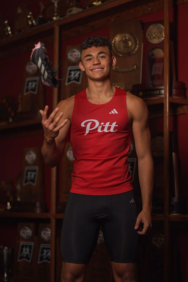 Athlete profile featured image number 4 of 4