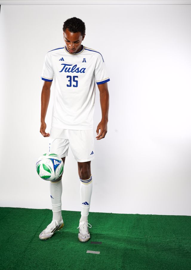 Athlete profile featured image number 2 of 4
