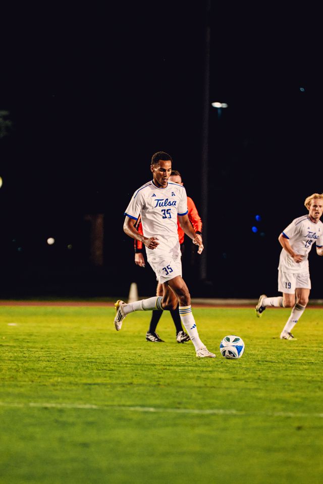 Athlete profile featured image number 1 of 4