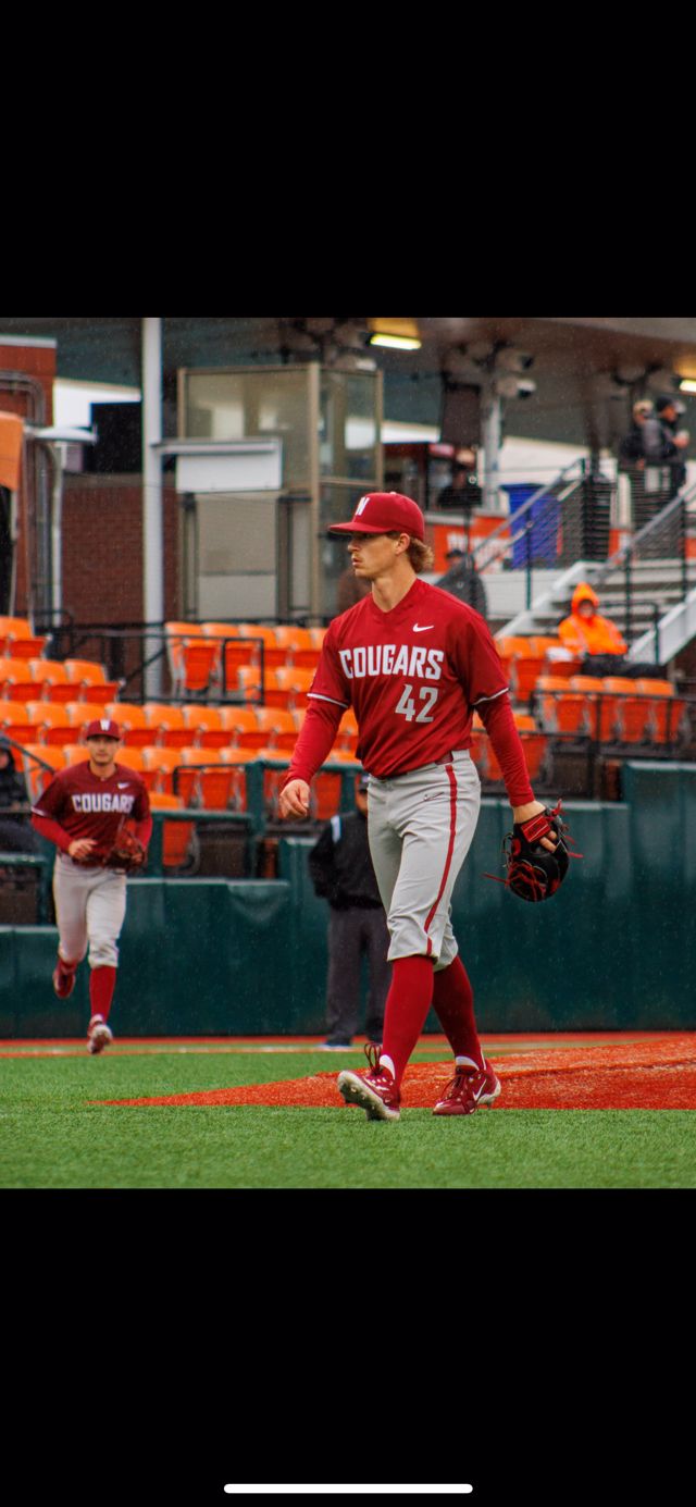 Athlete profile featured image number 1 of 9