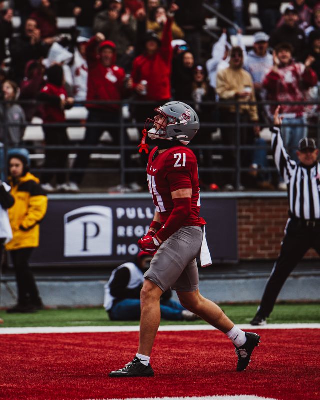 Athlete profile featured image number 1 of 4