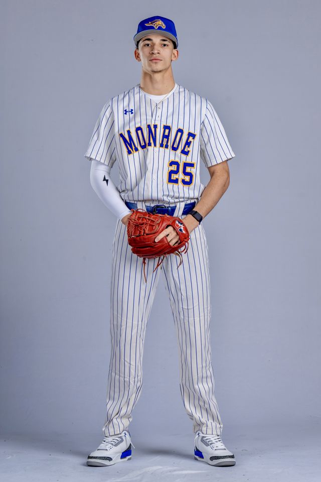 Athlete profile featured image number 1 of 5