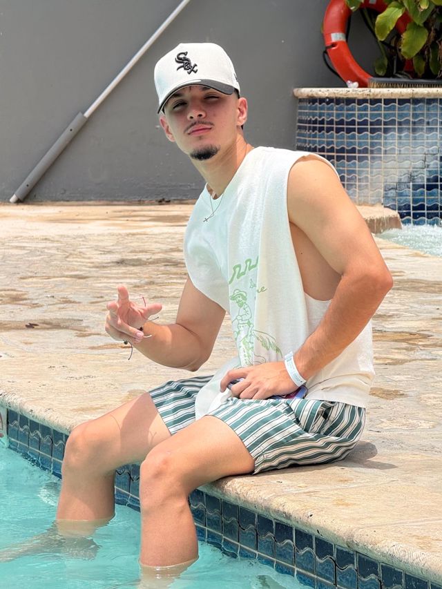 Athlete profile featured image number 3 of 4