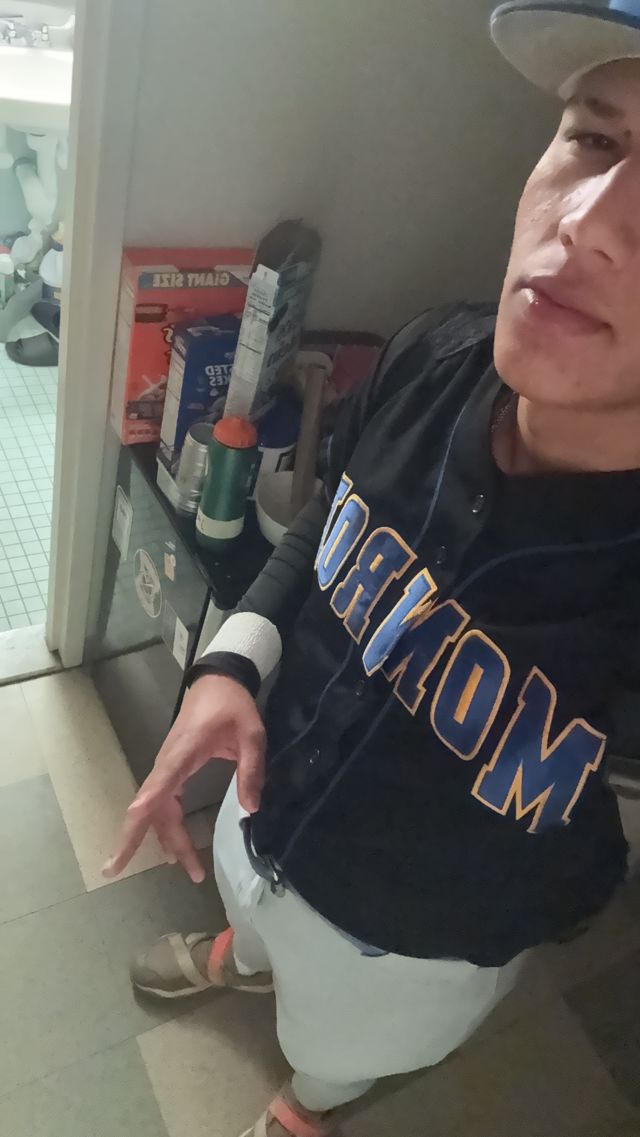 Athlete profile featured image number 1 of 9