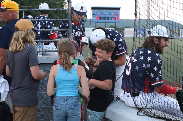 Athlete profile featured image number 1 of 5