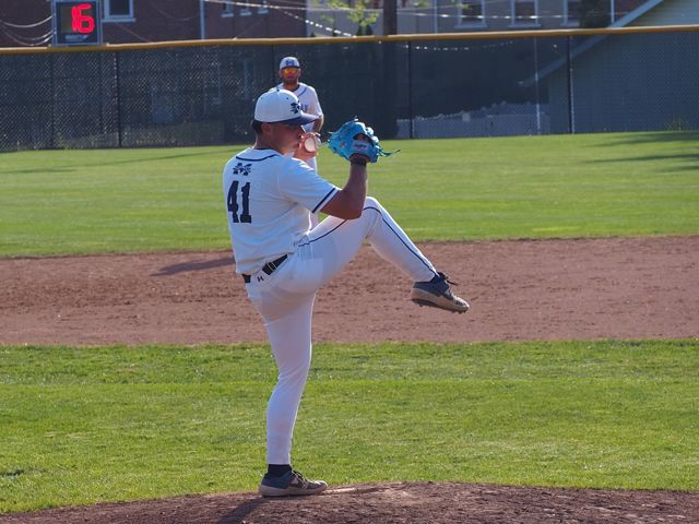 Athlete profile featured image number 1 of 4