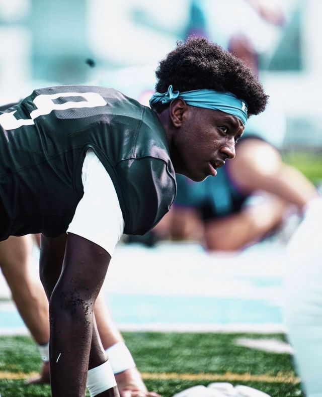 Athlete profile featured image number 1 of 4