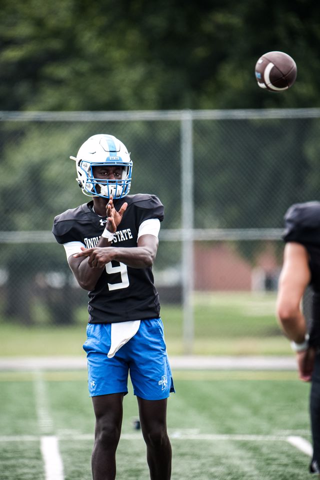 Athlete profile featured image number 2 of 4