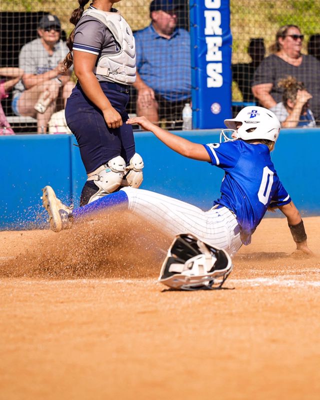 Athlete profile featured image number 1 of 4