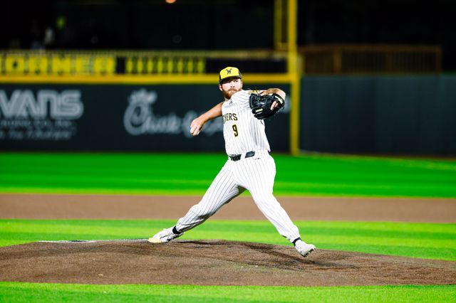 Athlete profile featured image number 6 of 10