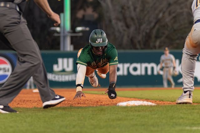 Athlete profile featured image number 1 of 9