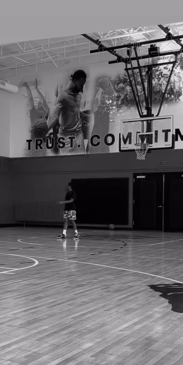 Athlete profile featured image number 2 of 10