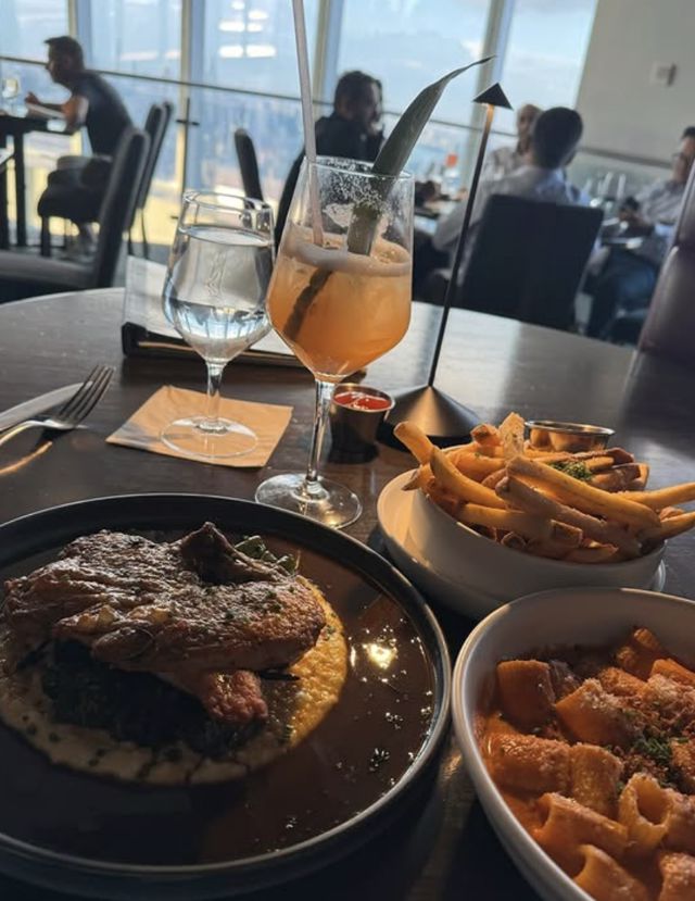 Athlete profile featured image number 4 of 6