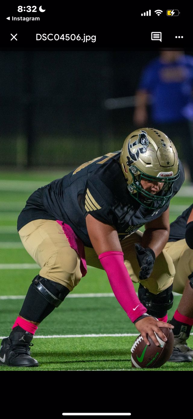 Athlete profile featured image number 3 of 4