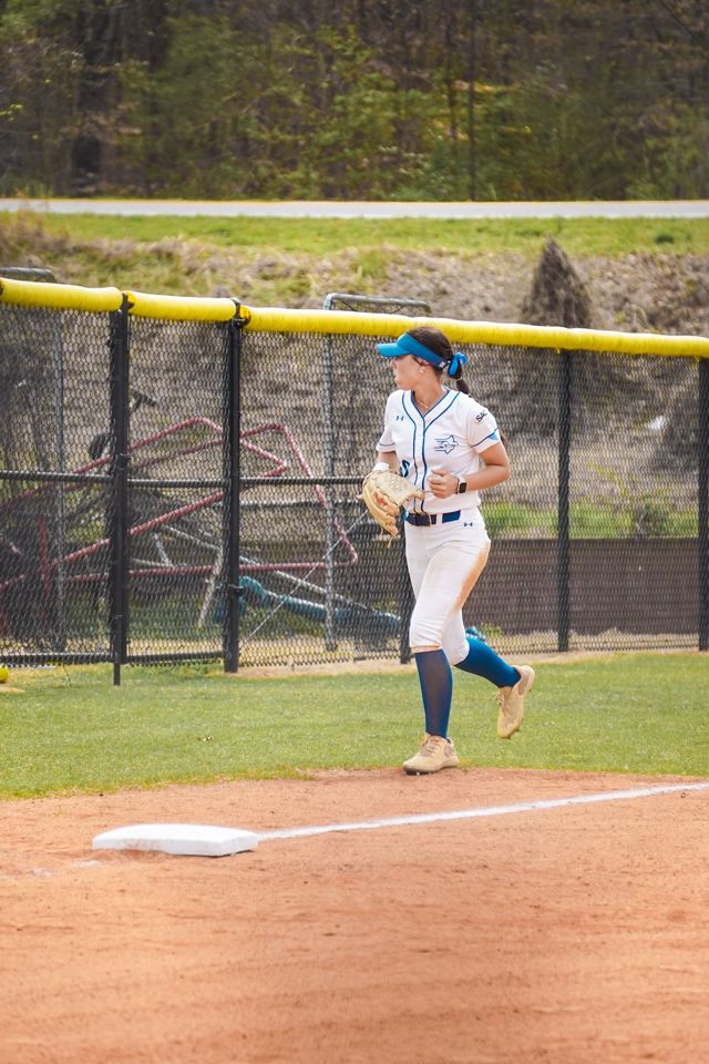 Athlete profile featured image number 2 of 4