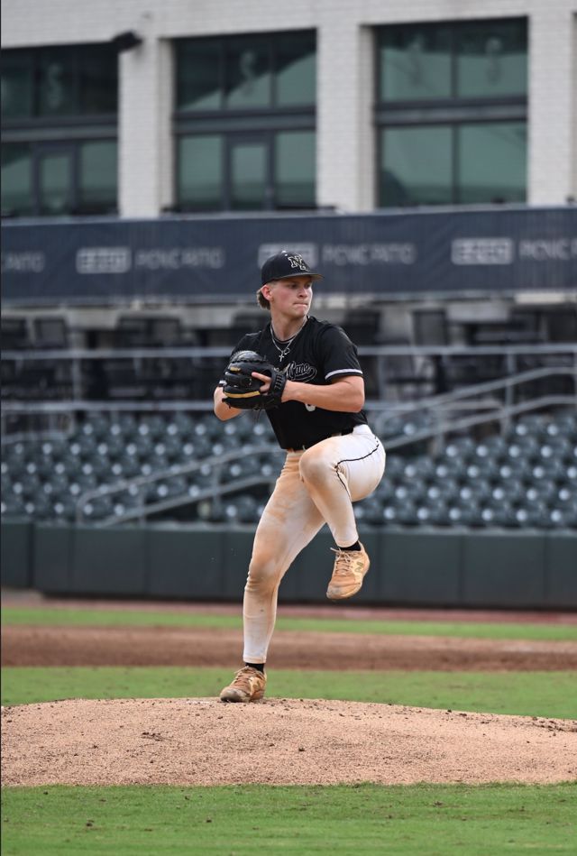 Athlete profile featured image number 2 of 9