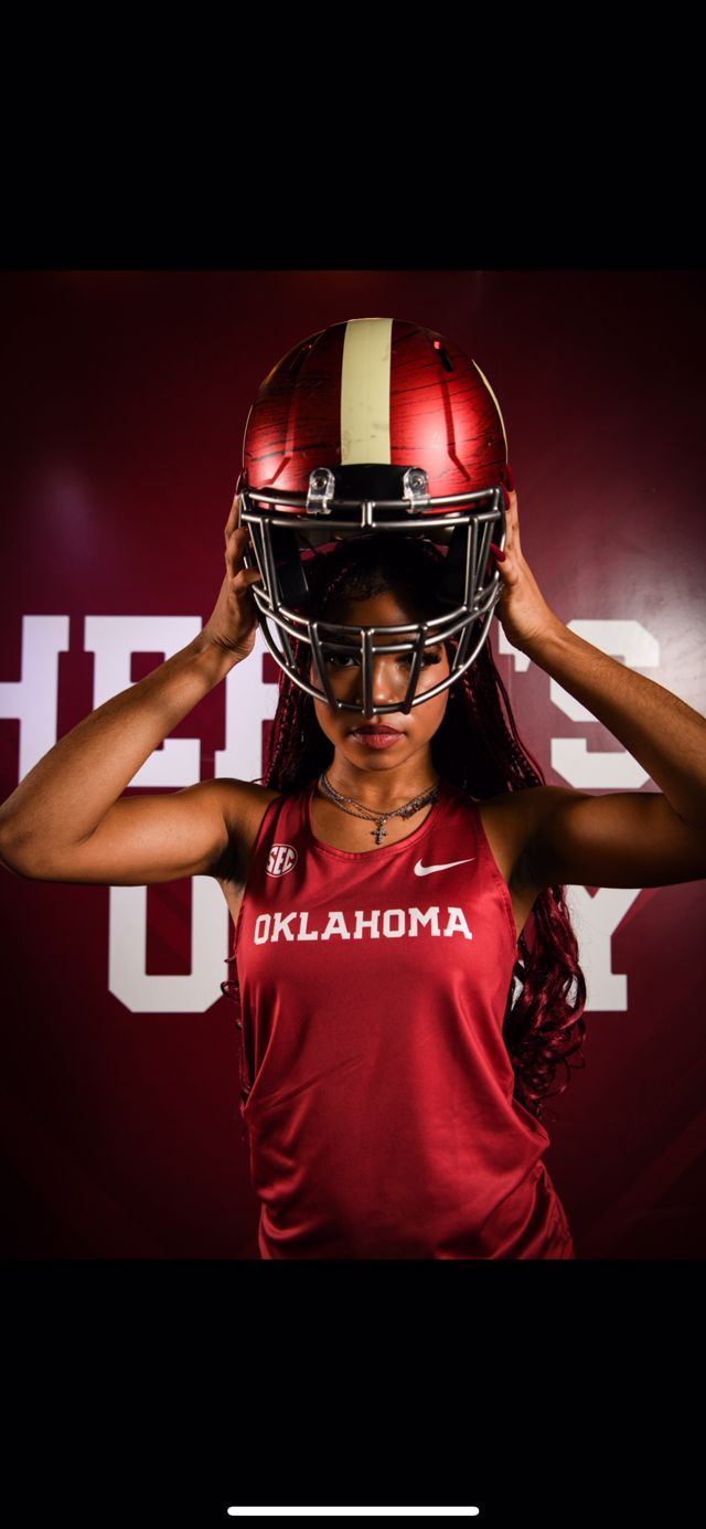 Athlete profile featured image number 2 of 4