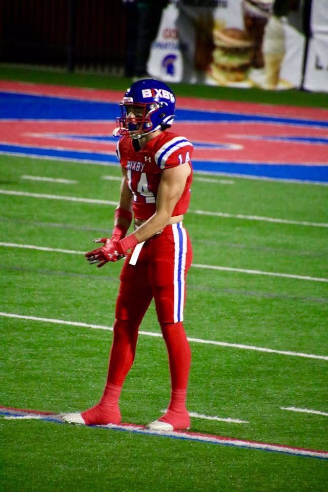 Athlete profile featured image number 4 of 6